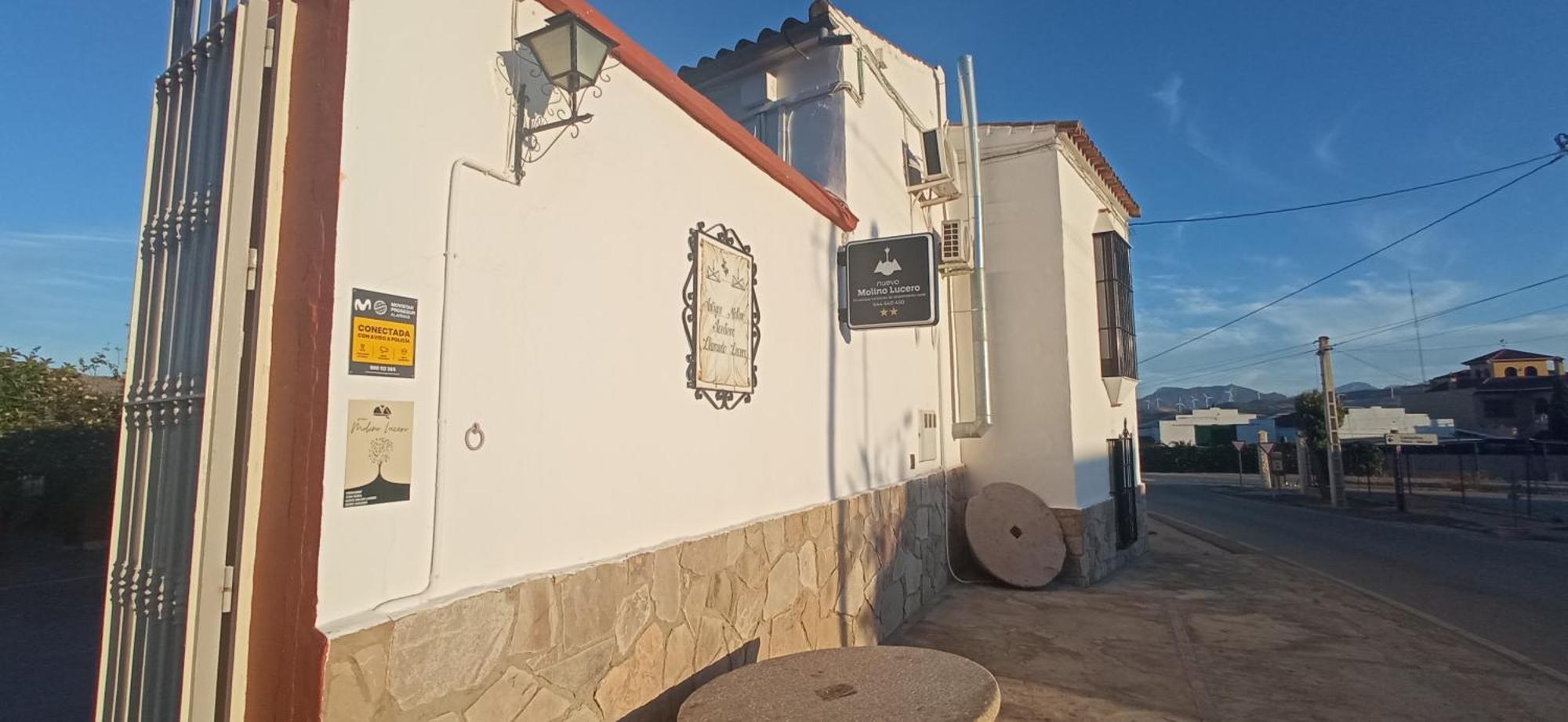 Molino De Lucero, Casa Rural Teba Екстериор снимка